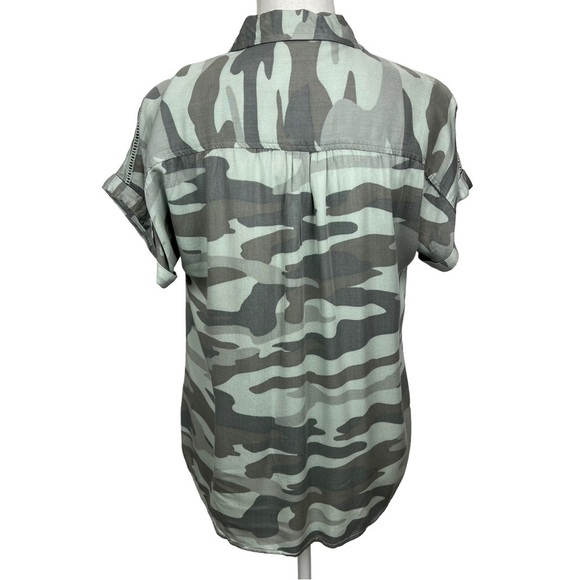 NWT MAURICES Women’s Button Blouse/Top Small Multi Color Camouflage Print Flaw - Picture 4 of 14